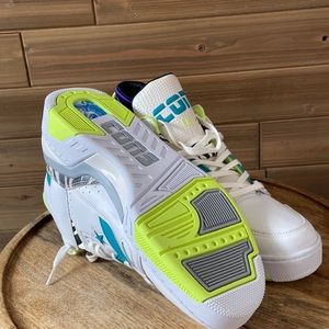 Converse never worn ERX 260